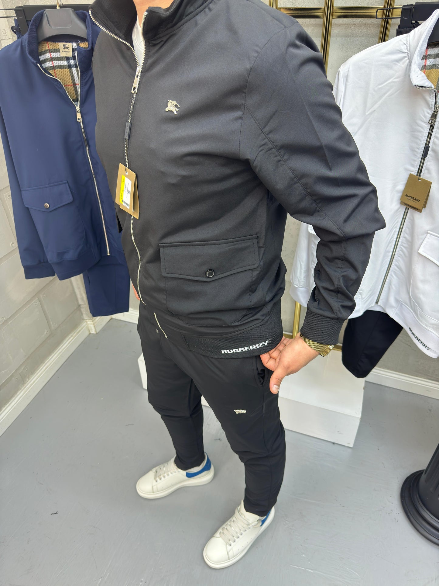 BURBERRY EŞOFMAN TAKIMI