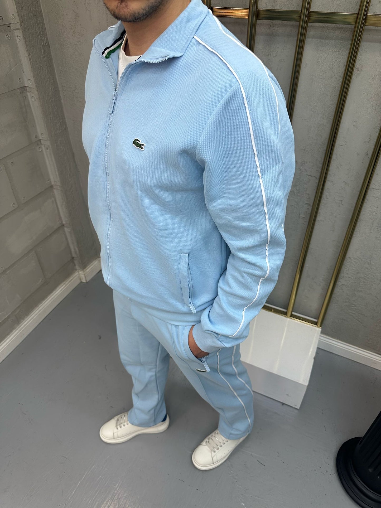 LACOSTE EŞOFMAN TAKIMI